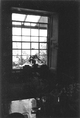プラス・ペンリンのラッセルの自宅の書斎からの眺め３