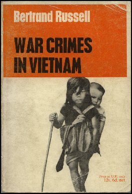 ラッセルの War Crimes in Vietnam （原著）の表紙画像